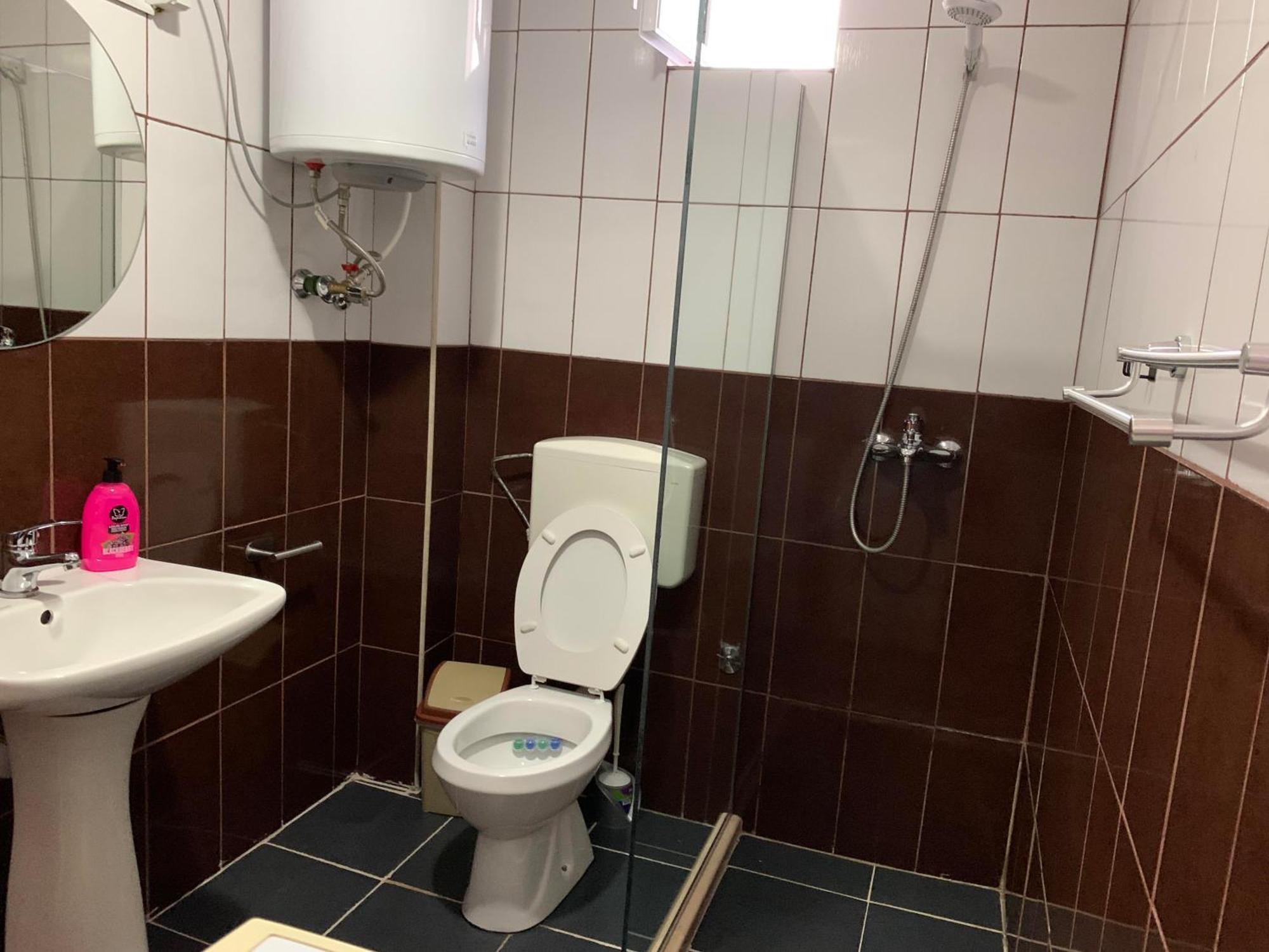 Vila Spaho Korça Exteriör bild